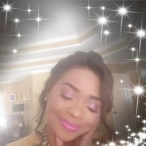 Meet your Posher, Eunice